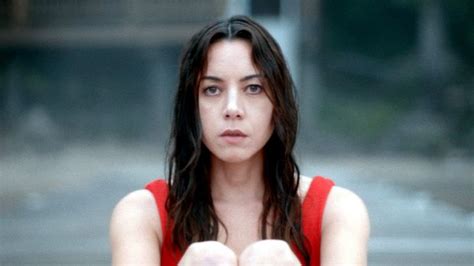 Aubrey Plaza The Art Of Making People Squirm