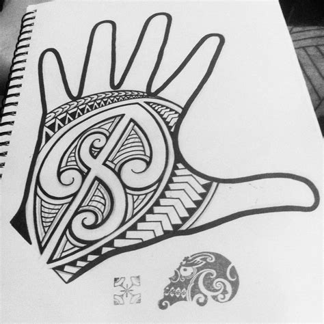 Feel special and loved by crafting theses. Maori tattoo hand design | Tatuagens masculinas tribal ...