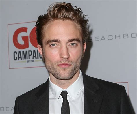 Filming on the batman is finally expected to conclude this month, ending a torturous production that initially kicked off way back in january of last year. Robert Pattinson Biography - Facts, Childhood, Family ...