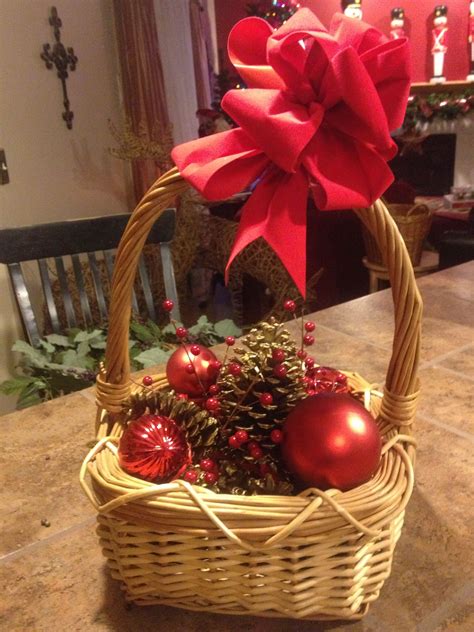 Christmas Basket Great Decoration Or Give As A Hostess T Its