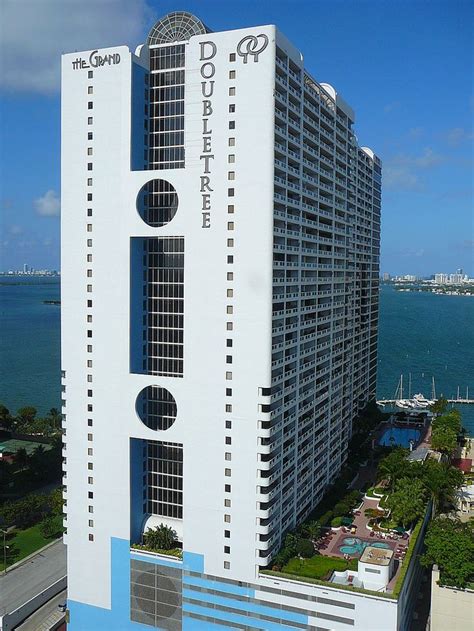 Doubletree Grand Hotel Biscayne Bay Arts And Entertainment District