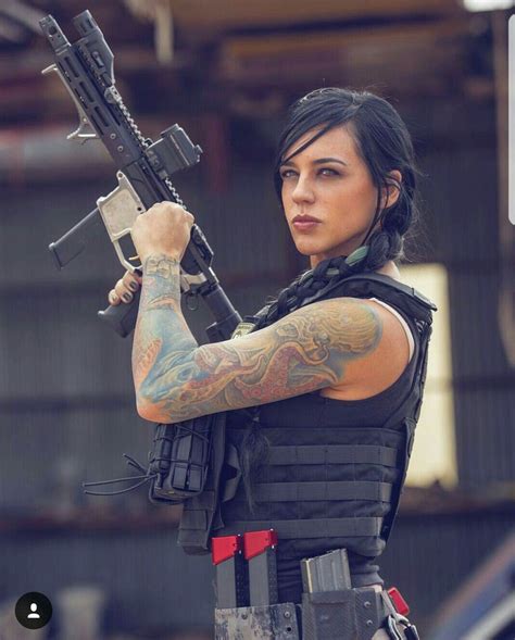 Alex Zedra Model And Shooter 💚💜💙💗💟💖💛 Military Girl Girl Guns Fighter