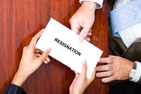 Banyak hal yang menyebabkan orang untuk mengundurkan diri atau resign dari tempat kerja, bisa karena lingkungan yang kurang nyaman, kurangnya pendapatan. 3 Contoh Surat Resign Kerja, Beserta Alasan, dan Format ...