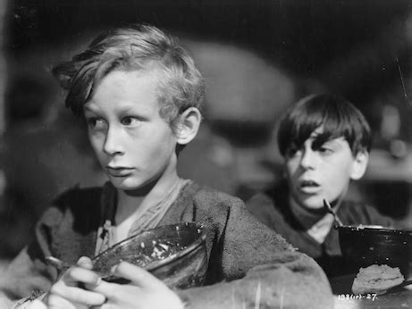 From there, he joins a household of boys who are trained to steal for their master. Oliver Twist (1948) | BFI