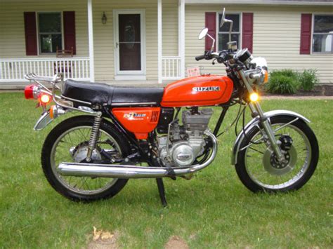 Classic 2 stroke suzuki motorcycles. VINTAGE 1976 SUZUKI GT185 2 STROKE STREET MOTORCYCLE GREAT ...