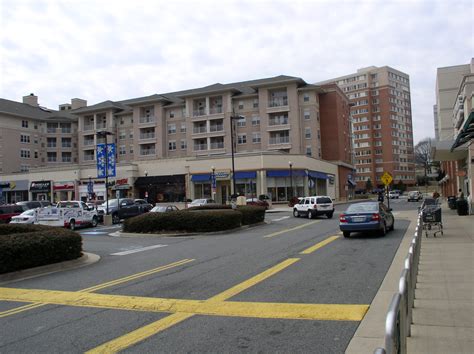 Metropolitan at pentagon city real estate 22202 arlington. Find home or condo near the Fashion Center at Pentagon ...