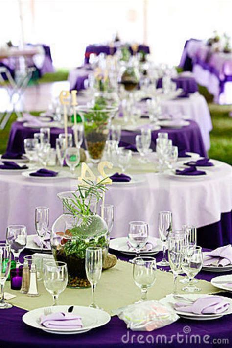 Find beautiful dinnerware sets, serveware, flatware, table linens and more at linen chest. wedding table linen with purple napkins/runners but head ...
