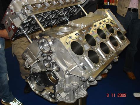 The car was designed at the request of a uk client. Bugatti Veyron W-16 engine block undressed, one head gone ...
