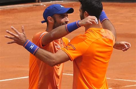 Cabal lo hizo en 2011 con eduardo schwank aunque no ganó el torneo. Roland Garros 2.019. Los colombianos Juan Sebastián Cabal ...