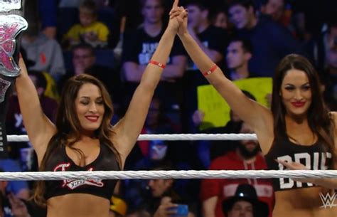 Survivor Series Results Aj Lees Divas Title Reign Gets The Kiss Of