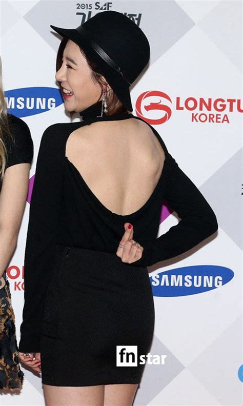 Stunning Sunny With Her Sexy Back Is A Head Turner Tonight Daily K Pop News Latest K Pop News