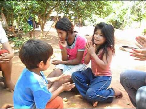 Saiba se é necessário saber falar espanhol ou guarani para estudar medicina no paraguai. Missionários e Indios Mbyá-Guarani-Paraguai - SITE: www ...