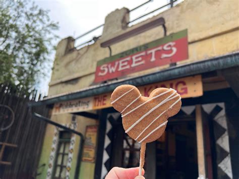 New Mouth-Watering Treats Land at Zuri's Sweets Shop! - MickeyBlog.com