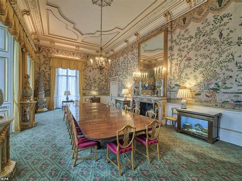 Inside queen elizabeth's home at buckingham palace. Queen will be forced to leave Buckingham Palace room aged ...