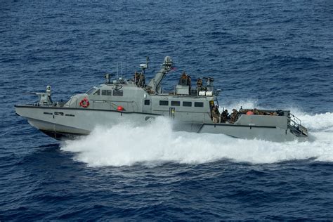 Us Navy Mark Vi Patrol Boat Transits Into Place For A Live Fire