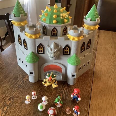 Super Mario Bros Bowser Deluxe Castle Playset Figures Mixed Lot 11