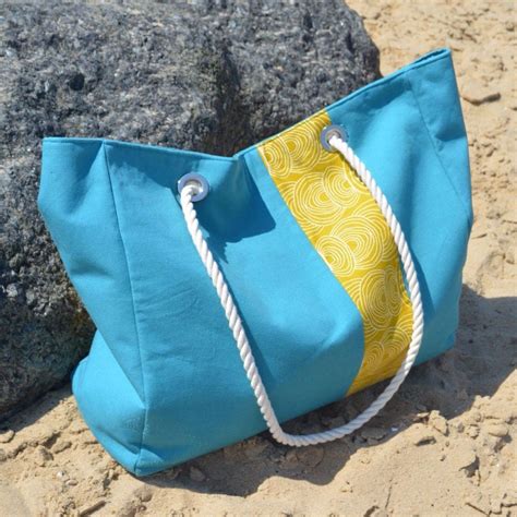 Maybe you would like to learn more about one of these? Free large beach bag pattern with pockets ...