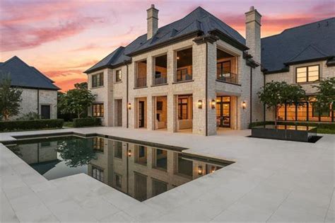 Lamarcus aldridge recently sold his home in irving, tx for $1,795,000. Spurs Star LaMarcus Aldridge Looks to Score Another Home Sale in Texas | Sale house, Luxury real ...