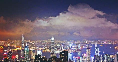 Record and instantly share video messages from your browser. 香港中環景點 | 太平山山頂纜車 凌霄閣摩天台428 香港夜景 香港杜莎夫人蠟像館 情侶約會 賞景 香港旅行必遊 ...