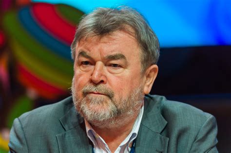 Michael j miszcak and michael j miszczak are some of the alias or nicknames that michael has used. Dyrektor programowy TVN Edward Miszczak potwierdza, że się ...