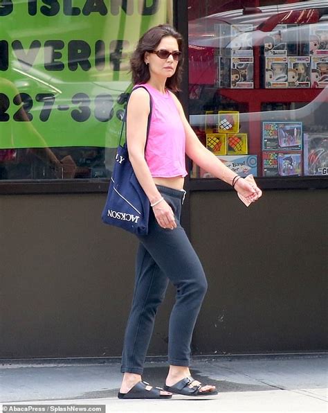 Katie Holmes Wows As She Flashes Her Abs In Bright Pink Top