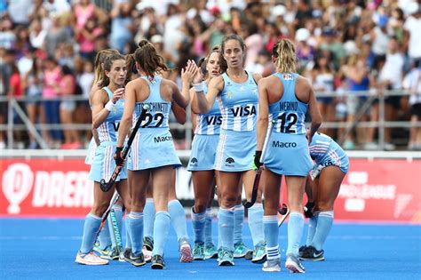 See more ideas about hockey logos, hockey, sports logo. CAH | Confederación Argentina de HOCKEY | Argentina ...