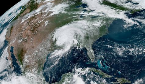Hurricane Laura Deals Heavy Damage on the Gulf Coast of ...
