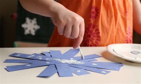 Q Tip Painted Snowflake Crafts No Time For Flash Cards Preschool