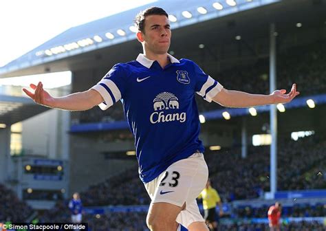 Please add the homepage on which the squad is supposed to be embedded. Why Seamus Coleman Should Stay At Everton