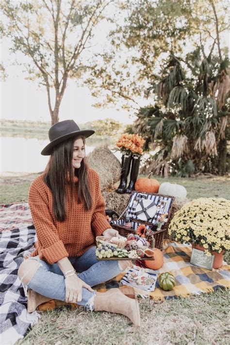 Date Night Ideas Fall Inspired Picnic Edition The Fashionable Maven
