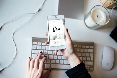 25 blogging tips for new bloggers so you don't get bogged down in the details. kotryna-bass-lifestyle-blogger-europe-blogging-tips - Captiv8