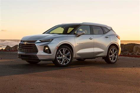 The new suv from chevrolet comes in a total of 4 variants. 2020 Chevrolet Blazer Prices, Reviews, and Pictures | Edmunds