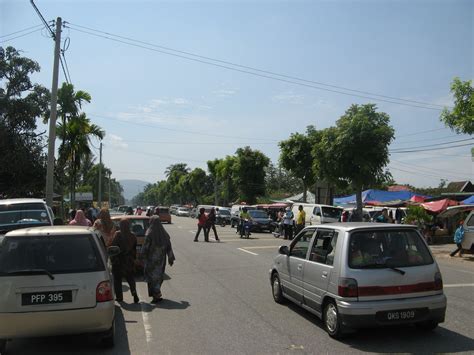 Permatang tok kandu, permatang to' kandu, 13500, malaysia. Dari kacamata....: Pasar kain di Permatang Tok Mahat
