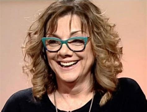 Unde își sărbătorește bianca drăgușanu ziua de naștere! Premiera: Discutabil (serial online) cu Carmen Tanase ...