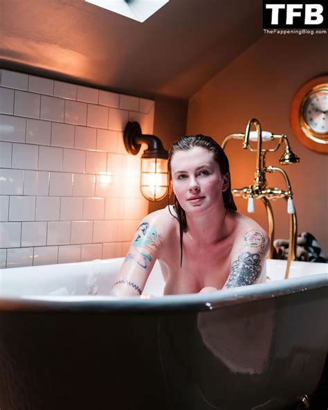 Ireland Baldwin Poses Naked In The Bathtub Photos Pinayflixx Mega Leaks