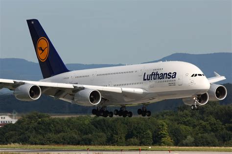 Lufthansa Airbus A380 800 Seat Configuration And Layout Aeronefnet