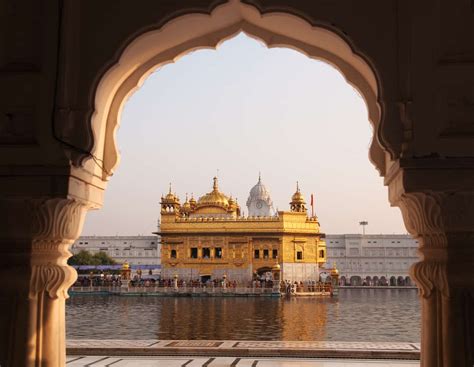 Guru arjun dev, the fifth sikh guru, gave the idea of construction of a temple where sikhs can come and worship. All About Golden Temple Amritsar, Golden Temple Amritsar ...