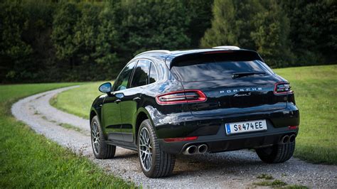 Porsche considers its 2015 macan a new kind of compact suv: Porsche Macan S Diesel: SUV mit Swag. - autofilou