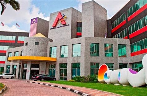 Stadium nasional bukit jalil dinobatkan stadium terbaik tahunan 2018 (kategori sedia ada) dalam anugerah kongres stadium dunia di amsterdam saya tertarik dengan kejayaan stadium nasional bukit jalil menewaskan venue lebih ternama seperti stade de france yang pernah menganjurkan. Astro shuts down Bukit Jalil centre for two days after ...