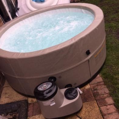 Want to get the hot tub of your dreams? Canadian Spa Swift Current 5/6 Person Portable Jacuzzi Hot ...