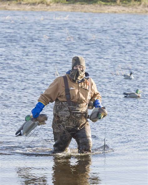 Top 5 Best Duck Hunting Waders For The 2021 Waterfowl Season Catch