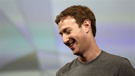 Why Mark Zuckerberg Wears The Same T Shirt Every Day — Quartz