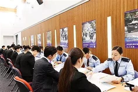 2021梦涵 爱的暴风雨 抖音 莫叫姐姐 不该用情 抖音 cơn bão tình yêu không nên tin vào tình yêu tiktok douyin. 香港警察又招募了!在香港做警察到底是一種什麼樣的體驗呢？ - 每日頭條