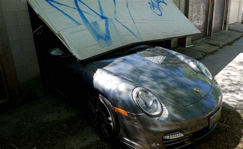 Porsche Wreck How Did It Happen The Globe And Mail