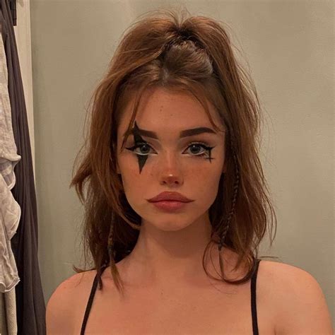 Gracies Instagram Post Clownery Pretty Makeup Iconic Women Long