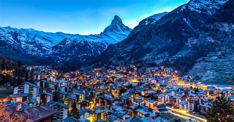 Top 10 Christmas Towns and Villages in Switzerland - PandoTrip.com