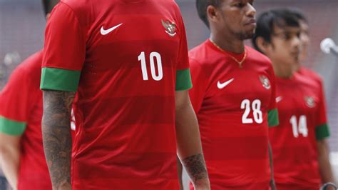 indonesia national team to debut new nike team kit at suzuki cup nike news