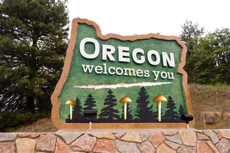 Oregon Becomes First State To Decriminalize All Drugs Approves