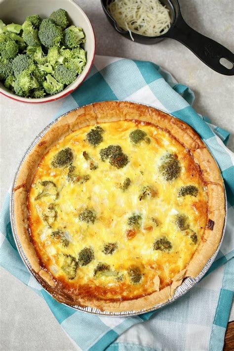 This Easy Vegetarian Broccoli Quiche Recipe Has A Creamy Smooth Custard