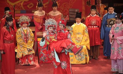 What kind of weddings have you been to in other countries? Your Guide to Traditional Chinese Wedding Etiquette